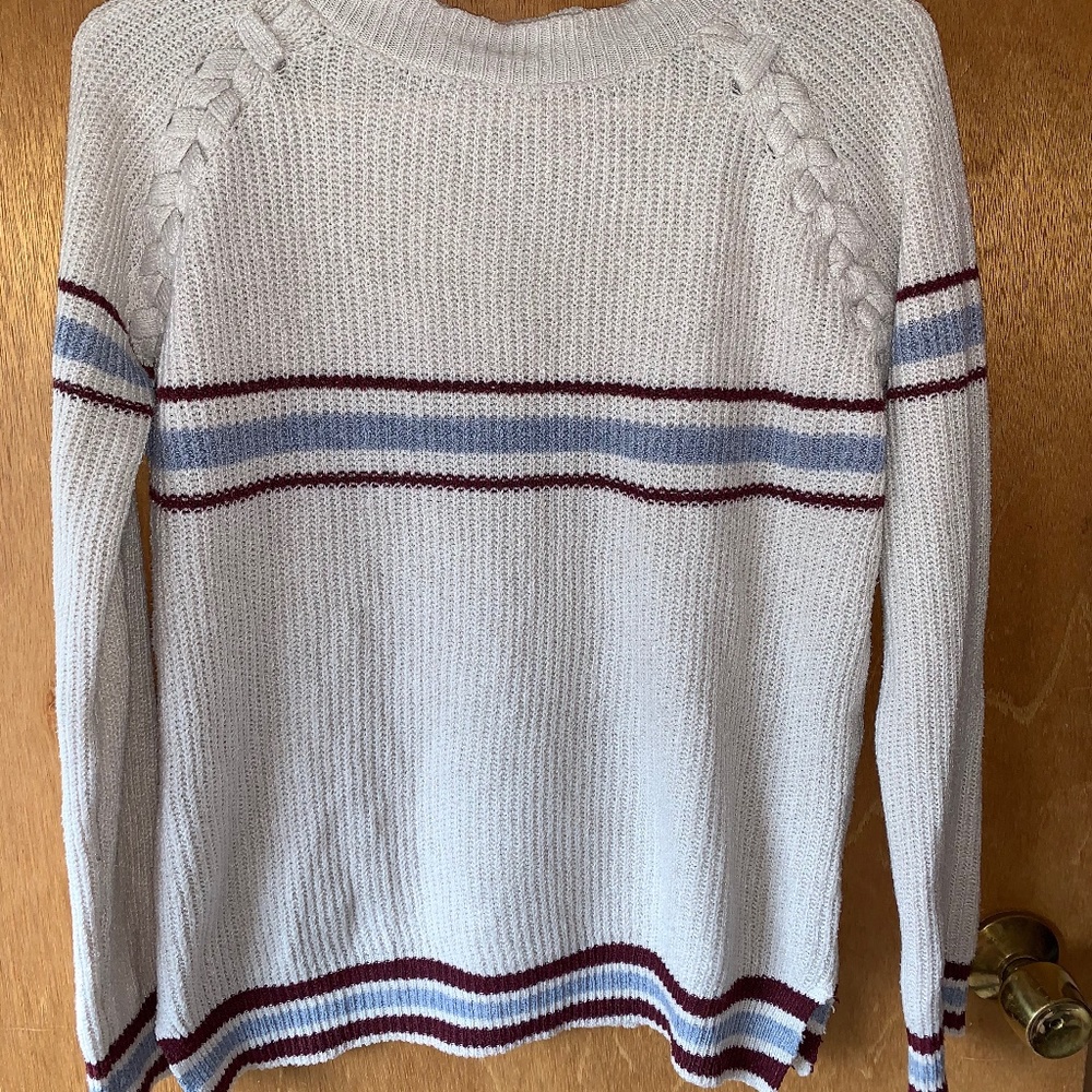 vintage looking sweater